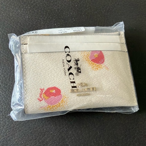 Coach Cream and Pink Floral ID Card Holder With Keychain - Picture 1 of 5